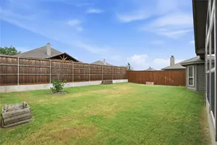 217 Angelina Ct, Azle, TX 76020 - Photo 34