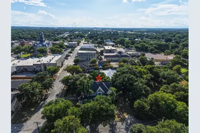 221 E Bridge Street, Granbury, TX 76048 - Photo 8
