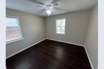 11303 Trail Lane, Balch Springs, TX 75180 - Photo 12