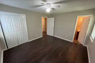11303 Trail Ln, Balch Springs, TX 75180 - Photo 10