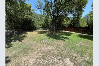 11303 Trail Lane, Balch Springs, TX 75180 - Photo 18