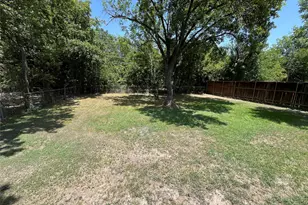 11303 Trail Ln, Balch Springs, TX 75180 - Photo 18