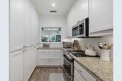 2208 Western Avenue, Fort Worth, TX 76107 - Photo 14