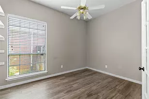 407 Dorcas Ln, Arlington, TX 76013 - Photo 12