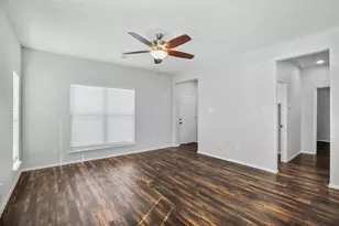 820 Rose St, Denton, TX 76209 - Photo 2