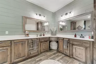 704 Carmen Ana Ave, Grandview, TX 76050 - Photo 18