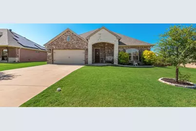 704 Carmen Ana Avenue, Grandview, TX 76050 - Photo 2