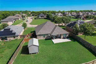 704 Carmen Ana Ave, Grandview, TX 76050 - Photo 36