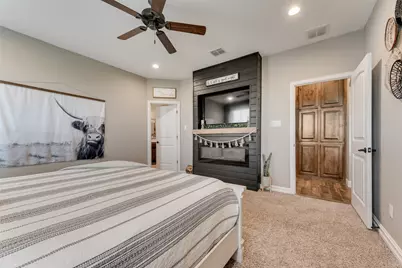704 Carmen Ana Avenue, Grandview, TX 76050 - Photo 16