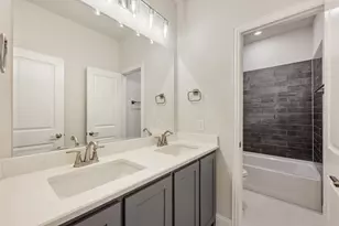 204 Sweetwater Dr, Commerce, TX 75428 - Photo 12