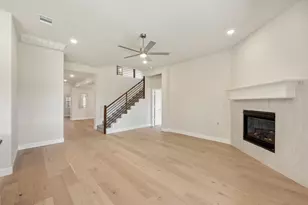 204 Sweetwater Dr, Commerce, TX 75428 - Photo 14