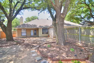 8901 Greentree Dr, Rowlett, TX 75088 - Photo 10