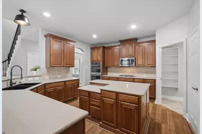 8901 Bear Creek Drive, McKinney, TX 75072 - Photo 14