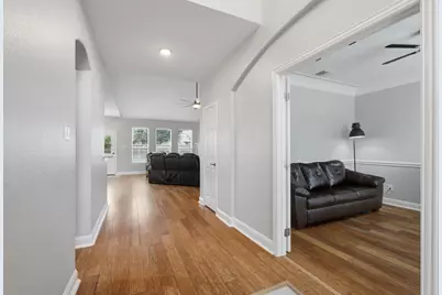 8901 Bear Creek Drive, McKinney, TX 75072 - Photo 4