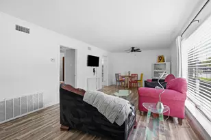 11102 Valleydale Dr, Dallas, TX 75230 - Photo 8
