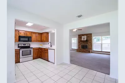 1719 Sagebrush Trail, Grapevine, TX 76051 - Photo 6