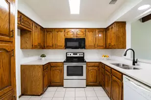 1719 Sagebrush Trail, Grapevine, TX 76051 - Photo 8