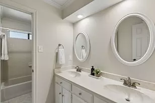 2521 Belmeade Dr, Carrollton, TX 75006 - Photo 18