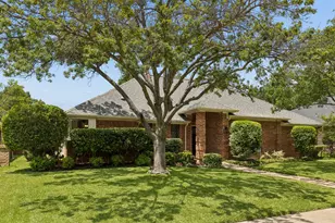 2521 Belmeade Dr, Carrollton, TX 75006 - Photo 2