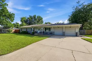 3533 Granada Dr, Richland Hills, TX 76118 - Photo 2