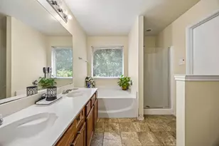 4501 Waterbird Ln, Garland, TX 75043 - Photo 10