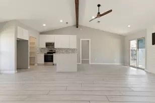 6637 Redbud Dr, Watauga, TX 76148 - Photo 10