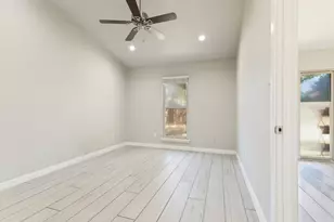 6637 Redbud Dr, Watauga, TX 76148 - Photo 12
