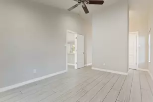6637 Redbud Dr, Watauga, TX 76148 - Photo 12