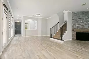2450 Sunderland Ln, Lewisville, TX 75067 - Photo 4