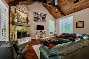 360 Dublin Cir, Gordonville, TX 76245 - Photo 2