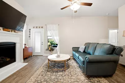 10936 Los Alamos Drive, Aubrey, TX 76227 - Photo 14