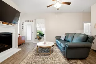 10936 Los Alamos Dr, Aubrey, TX 76227 - Photo 14