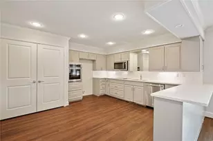 9015 Villa Park Cir, Dallas, TX 75225 - Photo 10