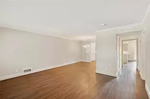 9015 Villa Park Cir, Dallas, TX 75225 - Photo 2