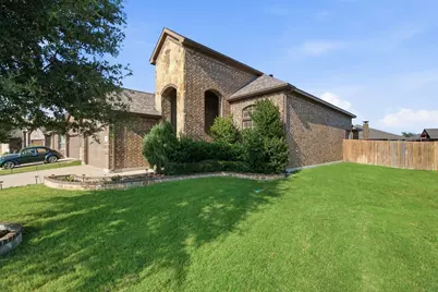 10816 Abbeyglen Court, Fort Worth, TX 76052 - Photo 1