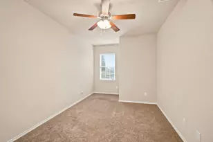 10816 Abbeyglen Ct, Fort Worth, TX 76052 - Photo 18