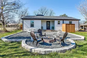 323 S Hannaford St, Granbury, TX 76048 - Photo 38