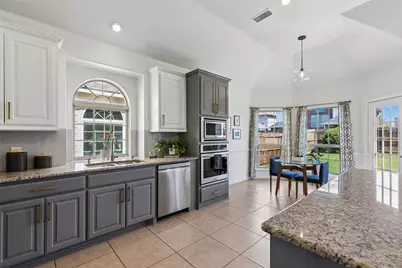 14217 Signal Hill Drive, Little Elm, TX 75068 - Photo 6