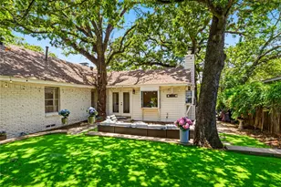 109 Oaktree Dr, Highland Village, TX 75077 - Photo 34