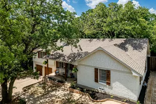 109 Oaktree Dr, Highland Village, TX 75077 - Photo 36