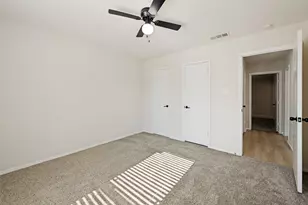 1013 N Knowles Dr, Saginaw, TX 76179 - Photo 18
