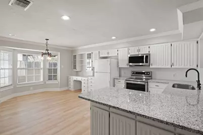 807 Salem Drive, Arlington, TX 76014 - Photo 6