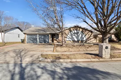 807 Salem Drive, Arlington, TX 76014 - Photo 2