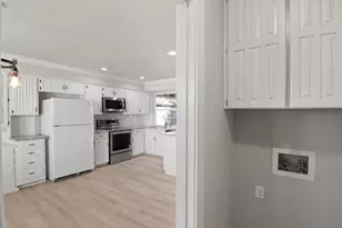 807 Salem Dr, Arlington, TX 76014 - Photo 8