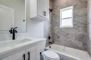 204 W Collins, Decatur, TX 76234 - Photo 22