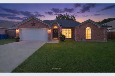 1020 Hannah Street, Burleson, TX 76028 - Photo 4