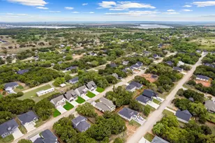 5703 Barkridge Dr, Granbury, TX 76048 - Photo 30