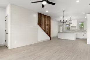 5703 Barkridge Dr, Granbury, TX 76048 - Photo 6