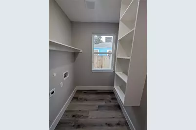2631 Burger Avenue, Dallas, TX 75215 - Photo 2