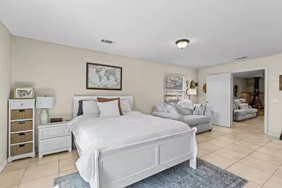 5117 Curzon Avenue, Fort Worth, TX 76107 - Photo 12